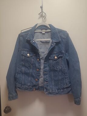 Women's Blue Denim Jacket with Button Front